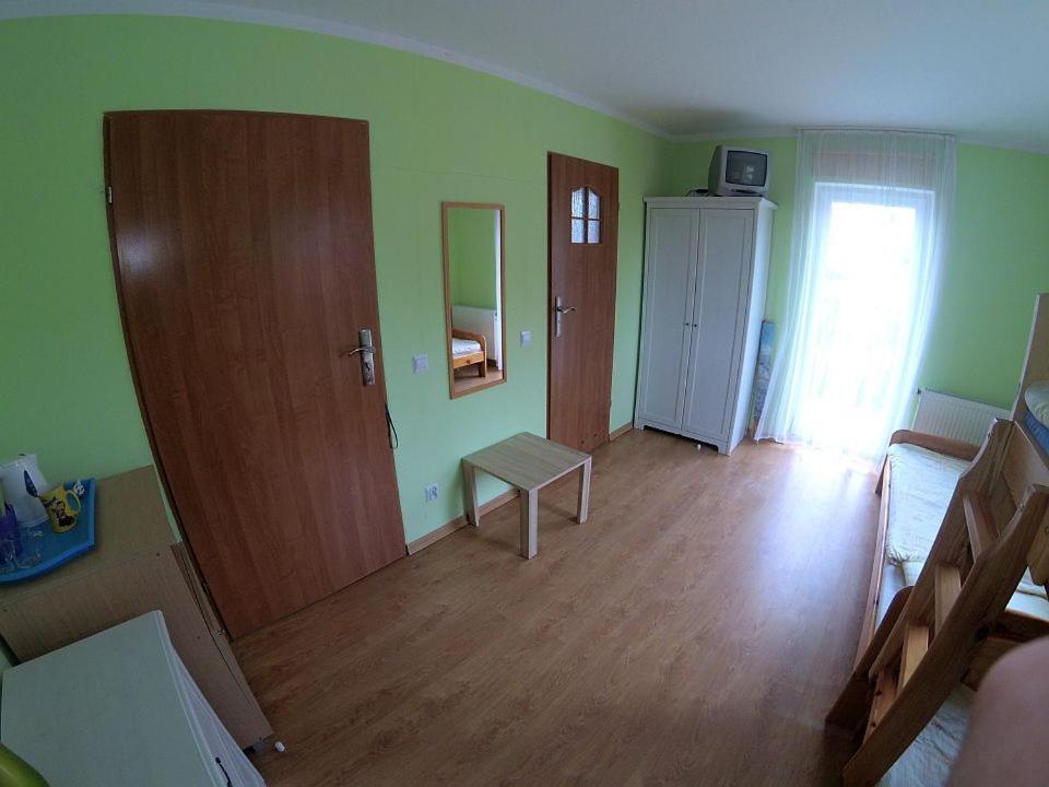 Ferienwohnung Alibaba Niechorze Exterior foto